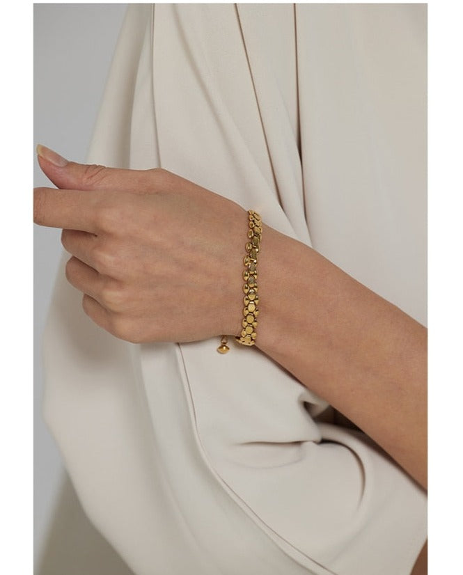 Gold Chain Lobster-Claw Clasp Bracelet - Nandi London