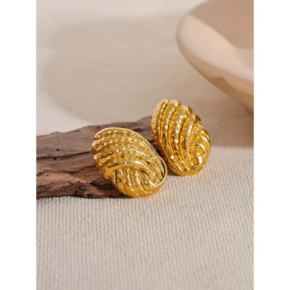 Vintage Geometric Gold Stud Earrings - Nandi London