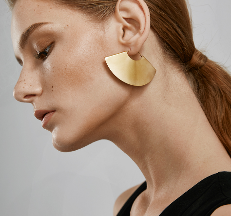 Hand-fan style earrings - Nandi London