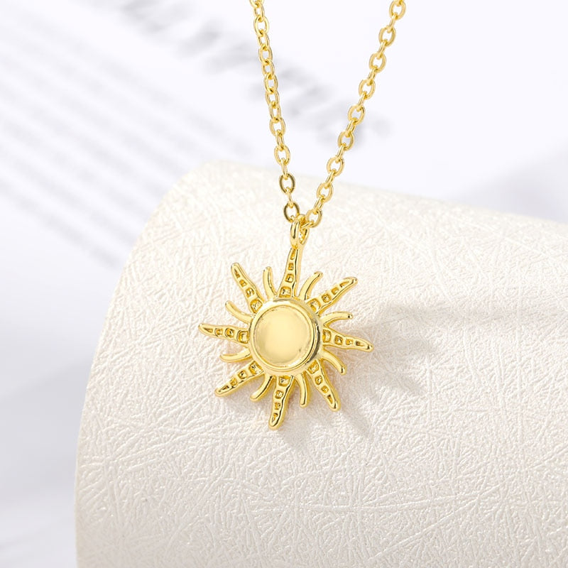 Simple Sun flower Pendant Necklace - Nandi London